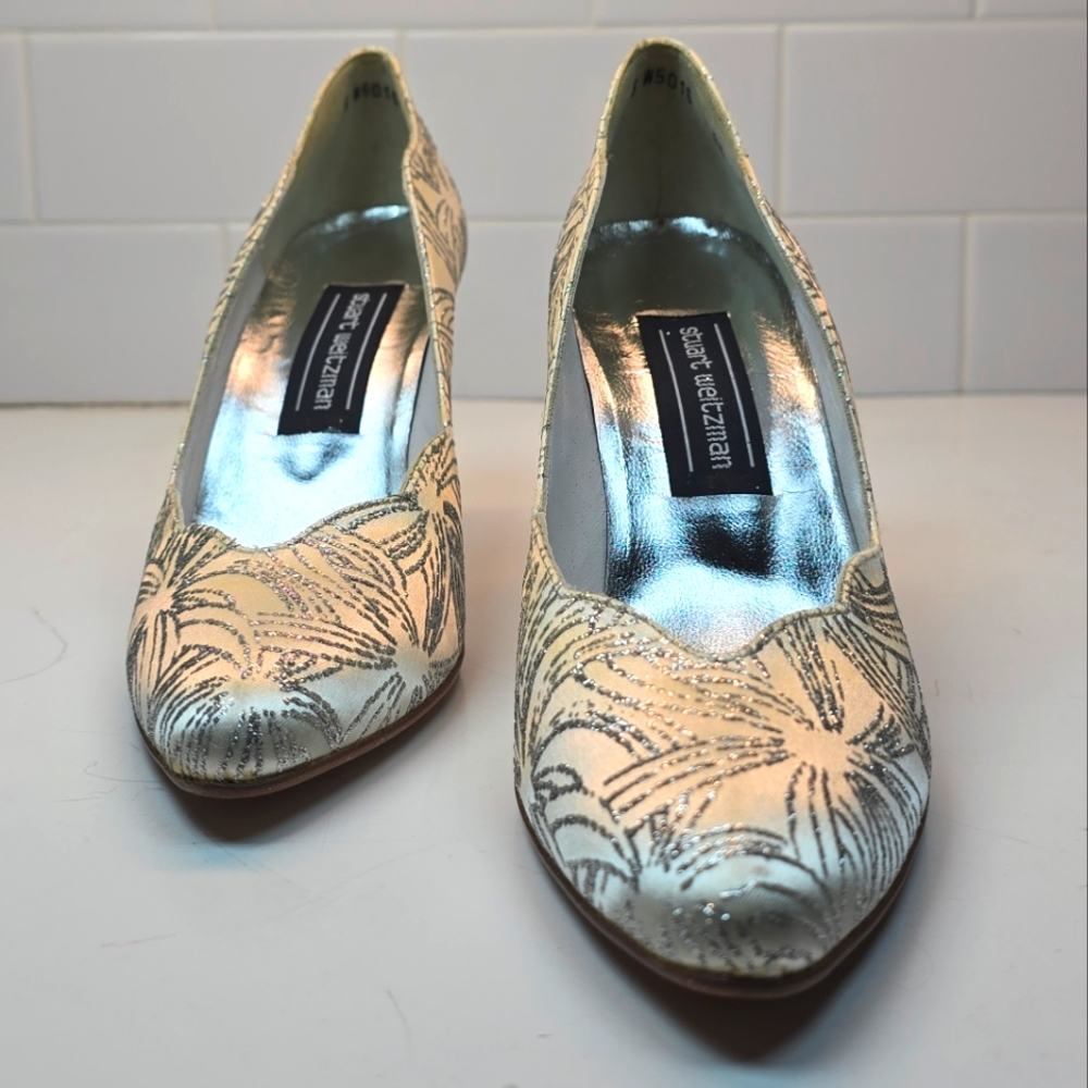 Stuart Weitzman Cream & Silver Glitter 8.5US Women's Pumps 2.75" Heel Vintage